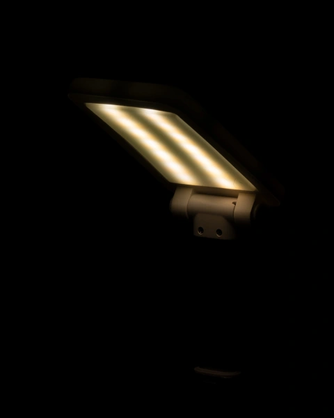 Cirgux lampă de birou multifuncțională_6